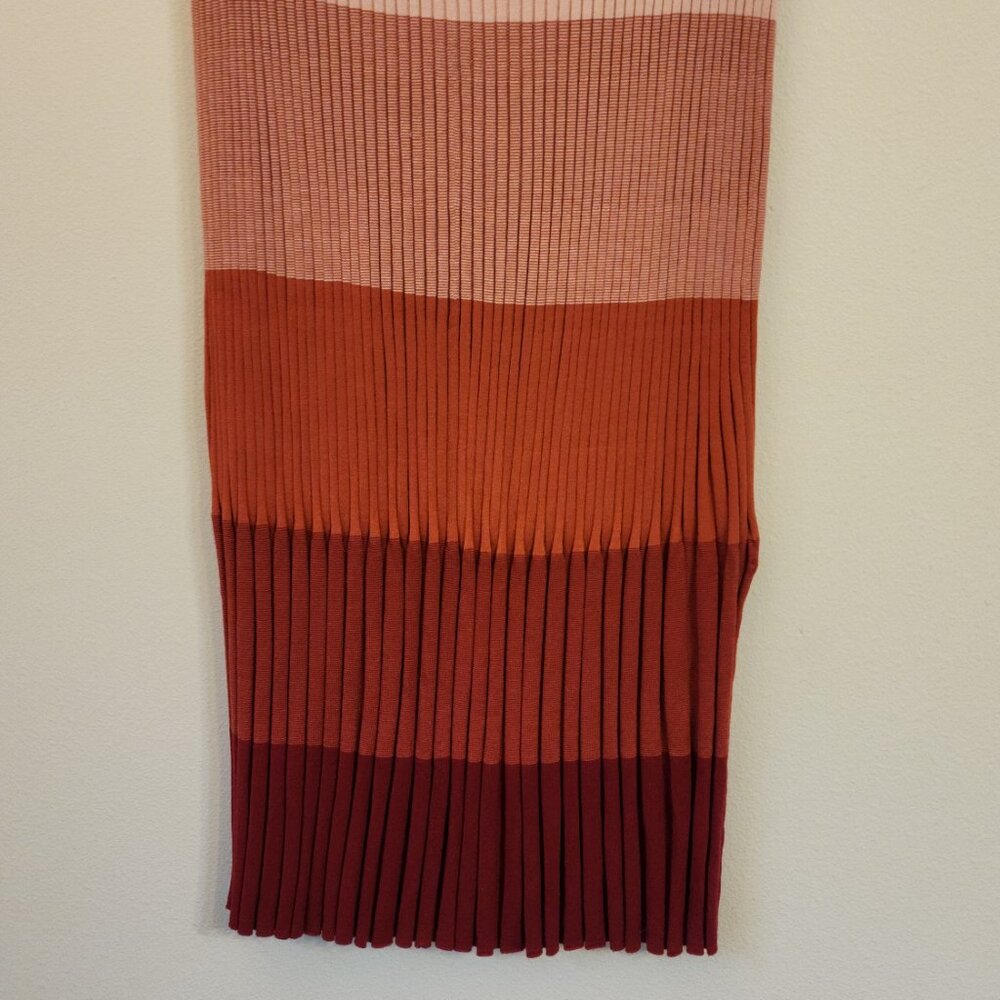 Banana Republic Ombré Pleated Sweater Midi Skirt Pink Women L Classic Casual Fun - Picture 10 of 12